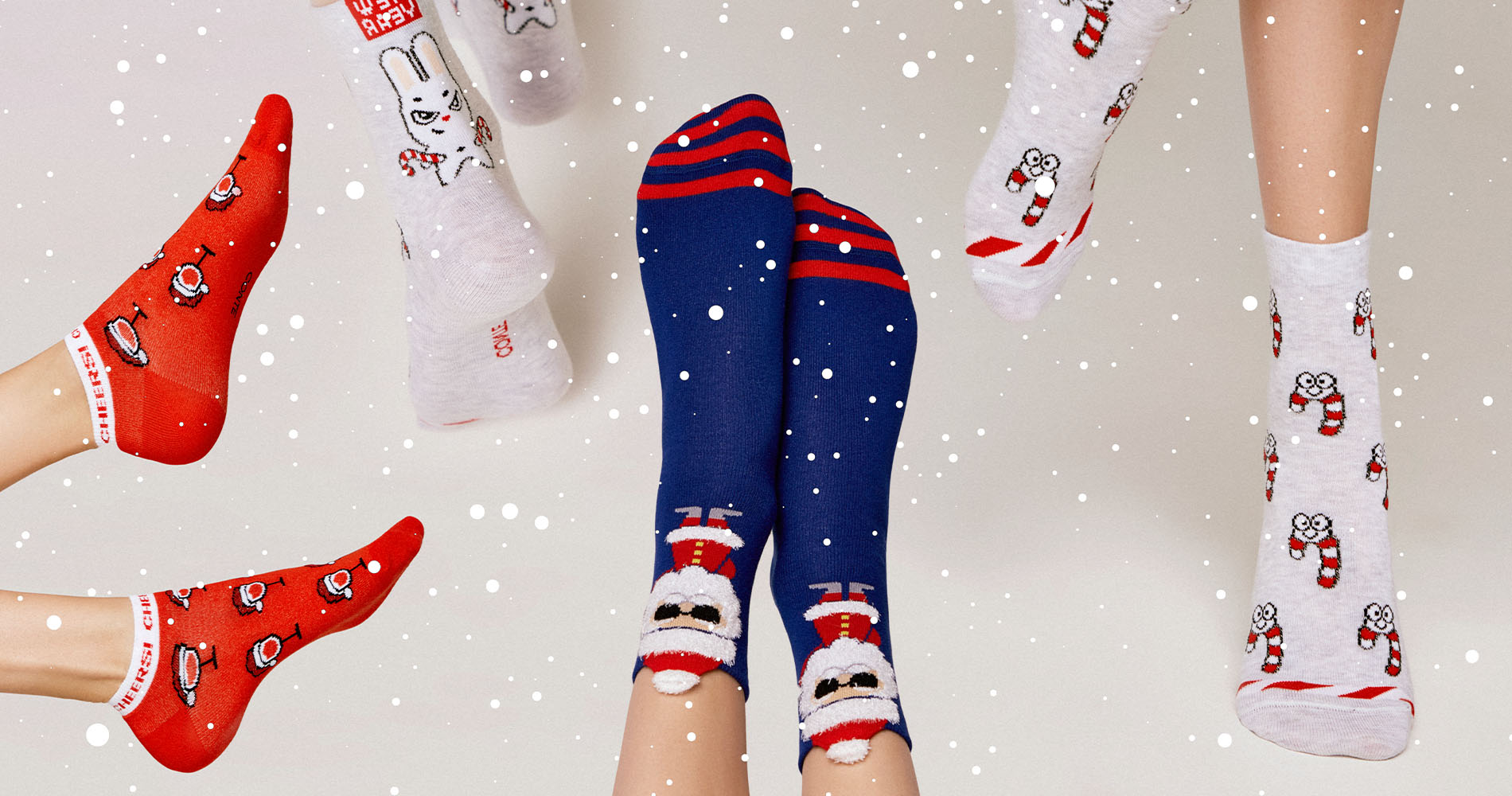 Коллекция новогодних носков и колготок